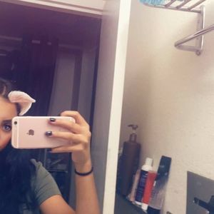 Meet your Posher, Connie